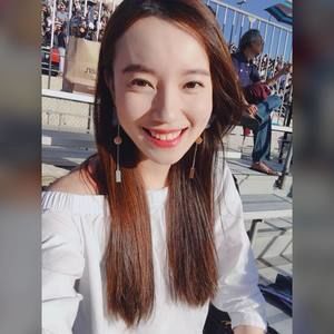 Meet your Posher, Tiffany